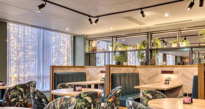 Premier Inn Edinburgh Cc York Place/St James Quarter