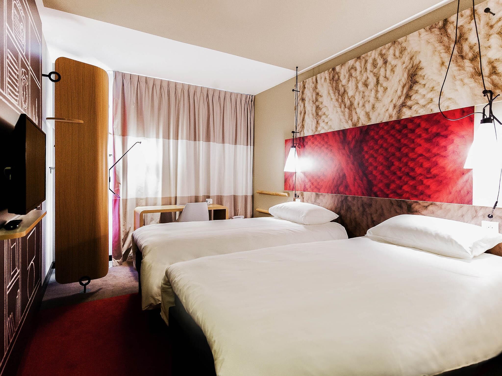 Standard Twin Room, 2 Twin Beds | In-room safe, desk, iron/ironing board, cribs/infant beds