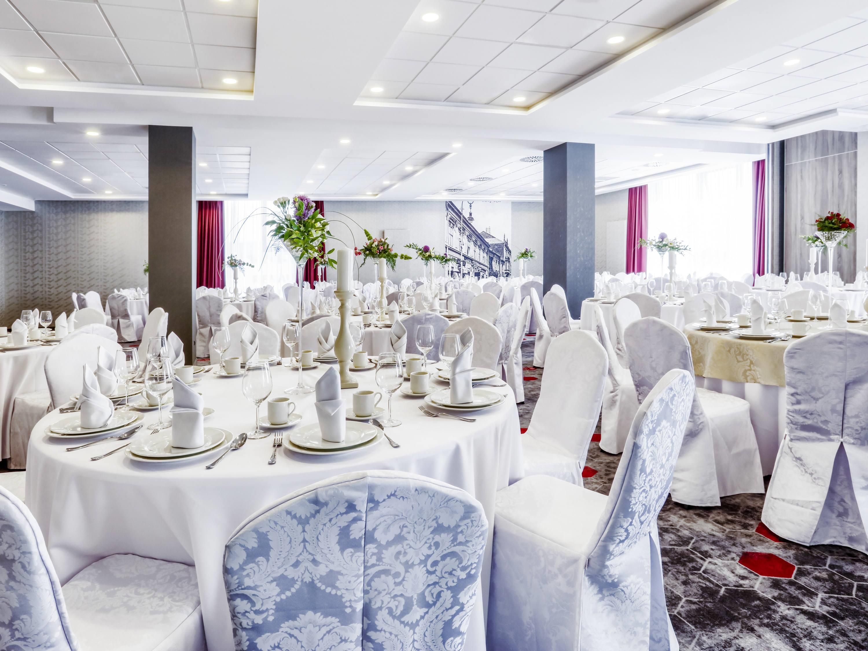 Indoor wedding