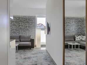 Chambre Supérieure, 1 très grand lit et 1 canapé-lit