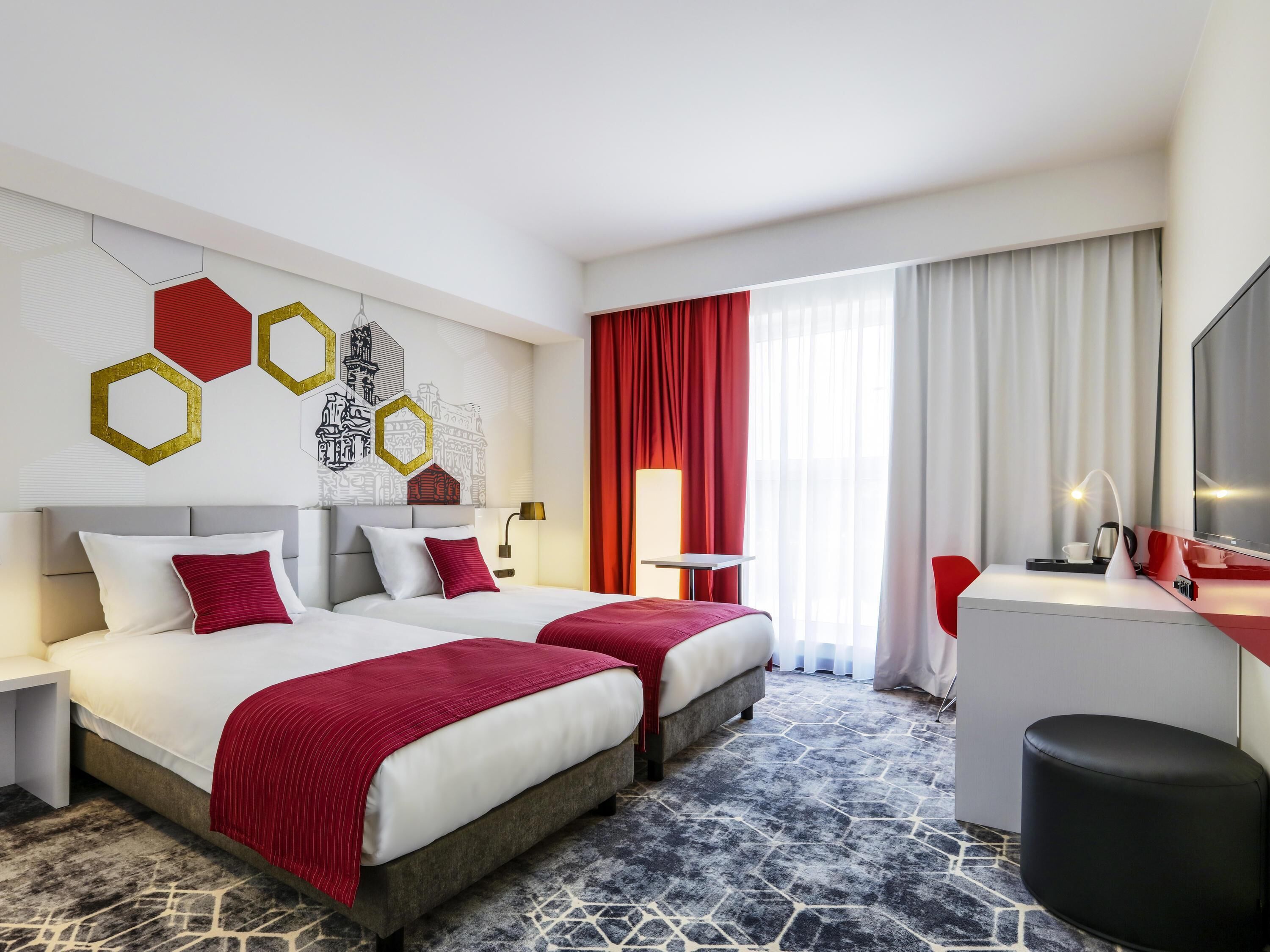 In-room safe, desk, laptop workspace, blackout curtains