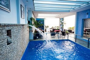 Indoor pool, outdoor pool