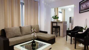 Premium bedding, free WiFi, bed sheets