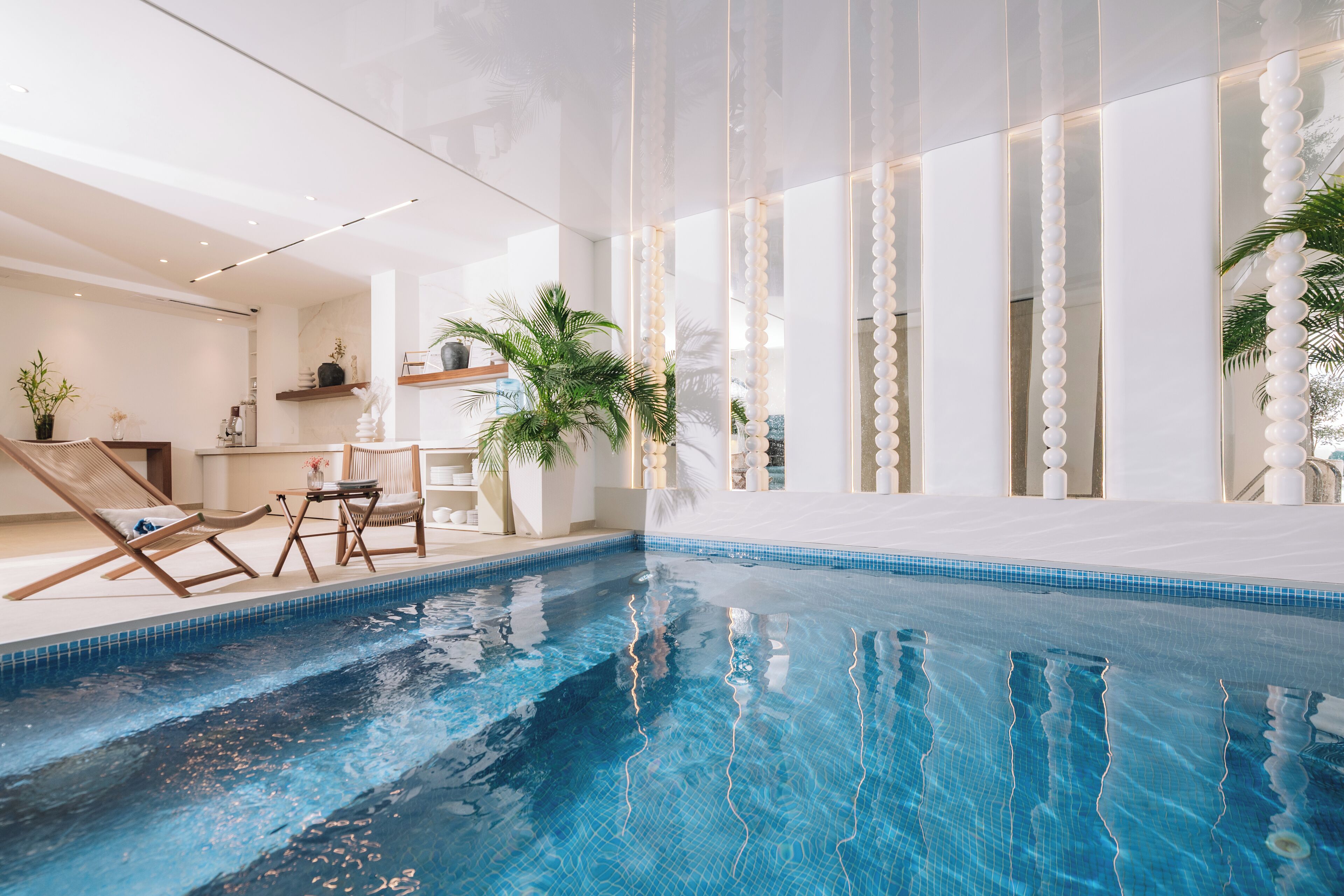 Piscina interna, piscina externa