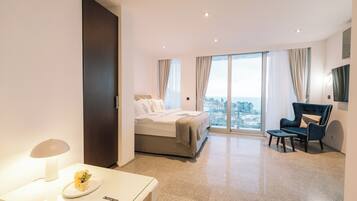 Deluxe maisonnette, uitzicht op zee | Luxe beddengoed, gratis wifi, beddengoed