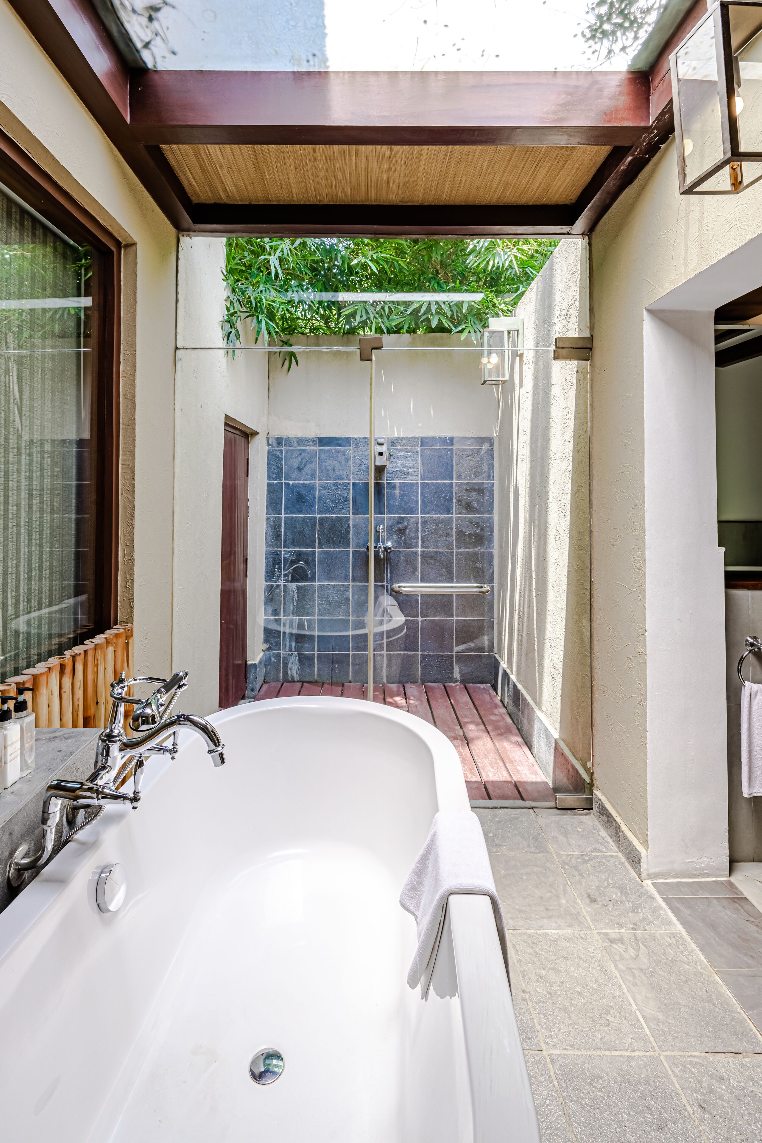 Meghauli Serai, A Taj Safari Lodge