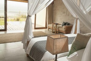 Villa (Rapti Villa, Rapti River View) | Premium bedding, minibar, in-room safe, desk