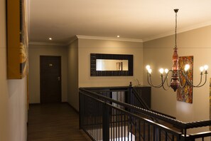 Hallway - Ruth Avenue Guest House (Edenvale)