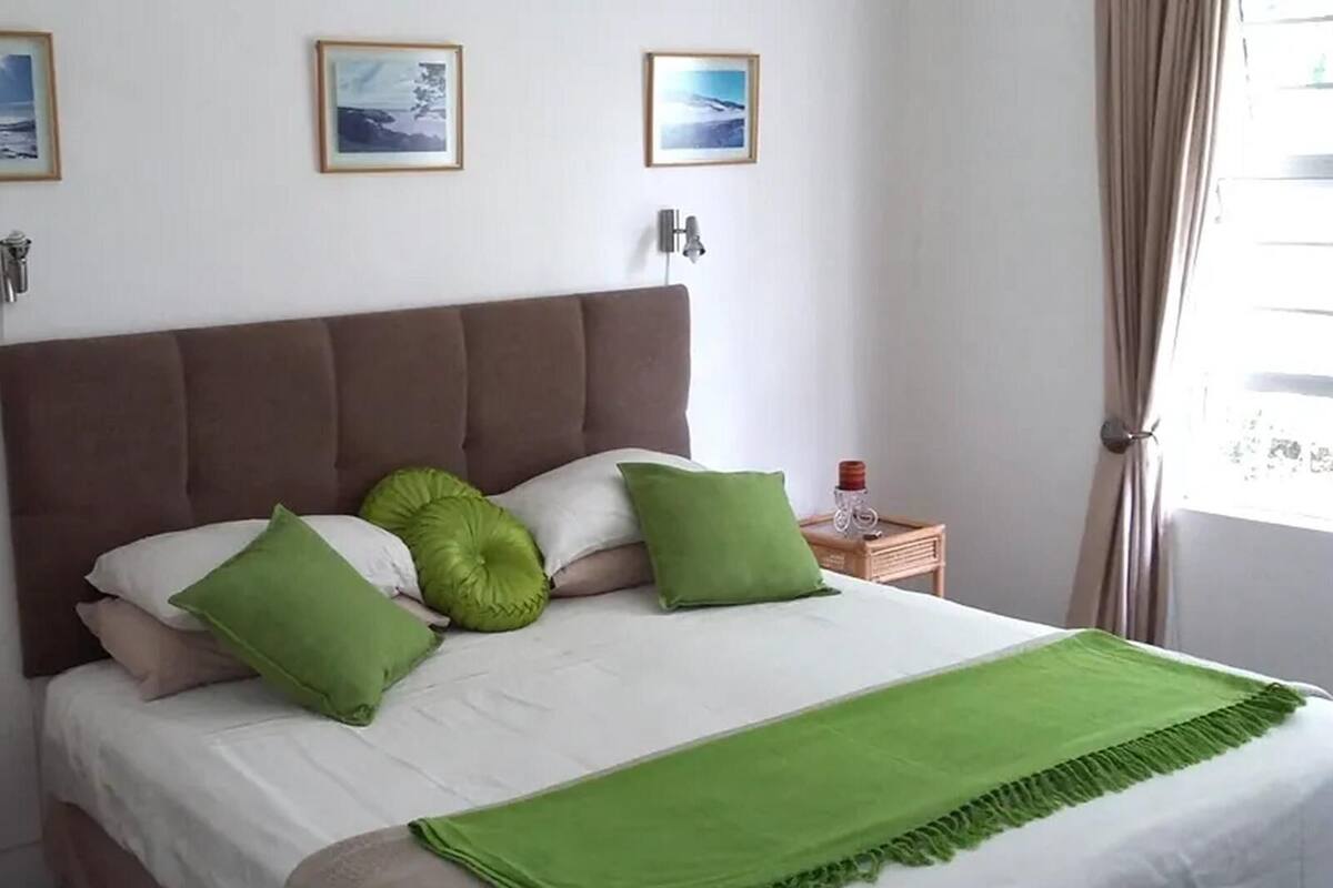 Habitación doble Confort | Wifi gratis y ropa de cama 