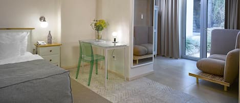 Free WiFi, wheelchair access