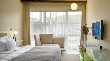 Free WiFi, wheelchair access