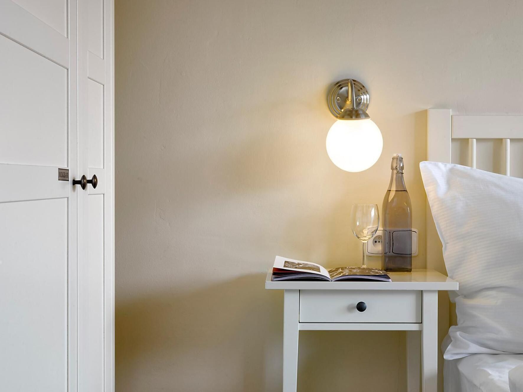 Free WiFi, wheelchair access