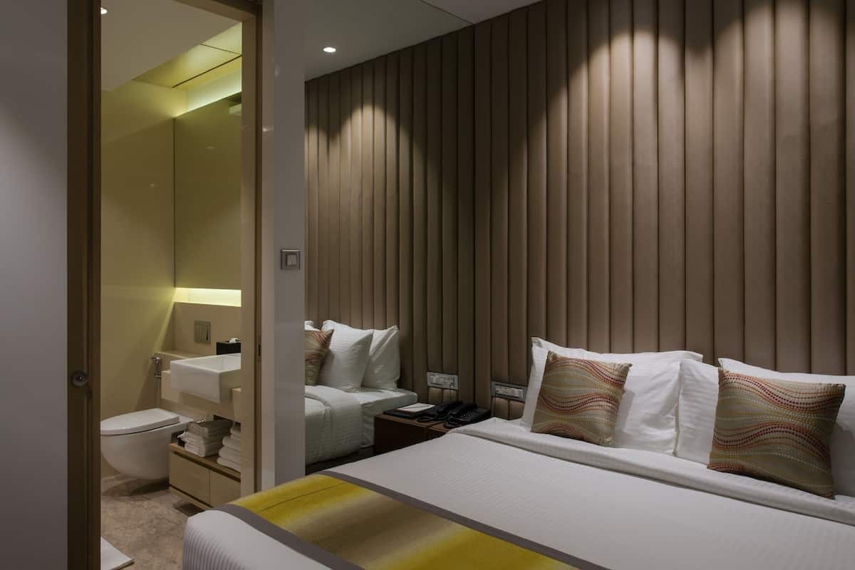minibar, in-room safe, desk, soundproofing