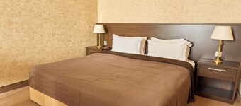 Kainar Hotel
