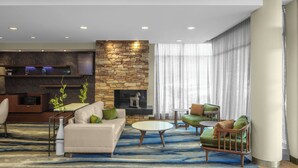 Lobby-lounge