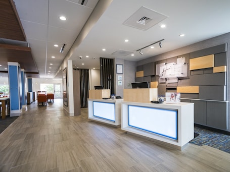 Exterior. Holiday Inn Express & Suites Southaven Central - Memphis by IHG
