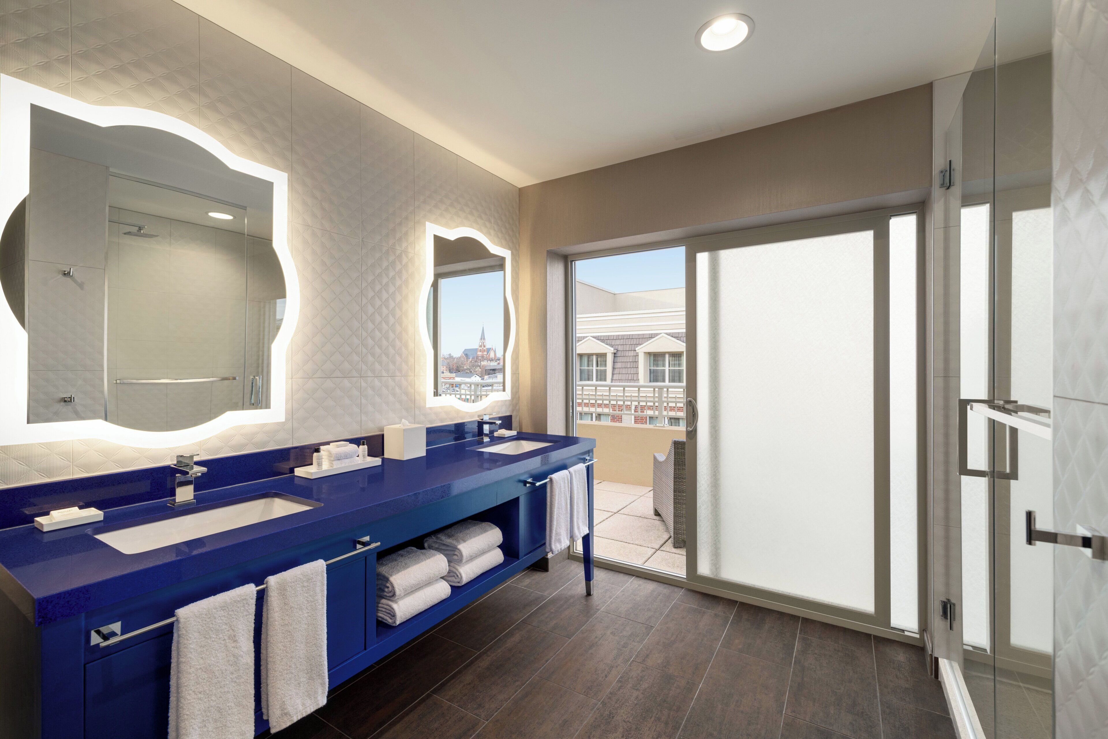 Photo - Hotel Indigo Naperville Riverwalk by IHG