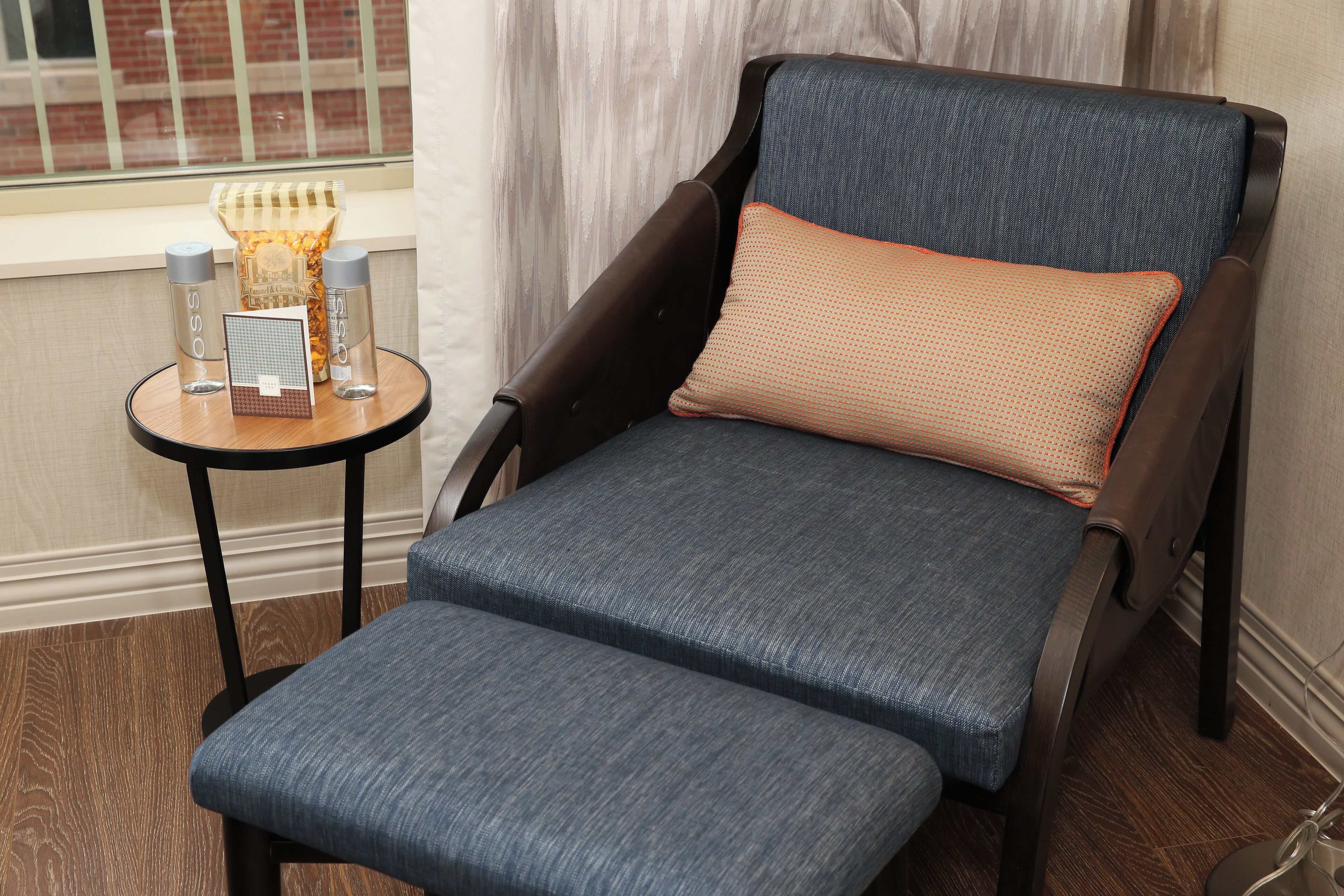 standard room | room amenity