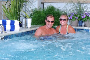 Outdoor spa tub - Hotel Indigo Orange Beach - Gulf Shores by IHG (Orange Beach)