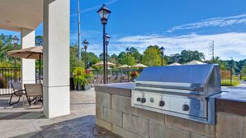 BBQ/picnic area