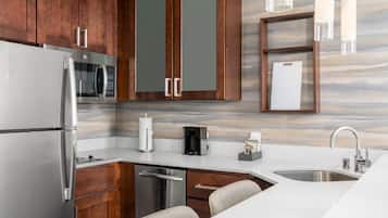 Studio, 1 King Bed with Sofa bed, Non Smoking | Private kitchen | Full-size fridge, microwave, stovetop, dishwasher