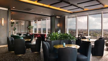 2 bars/lounges, poolside bar