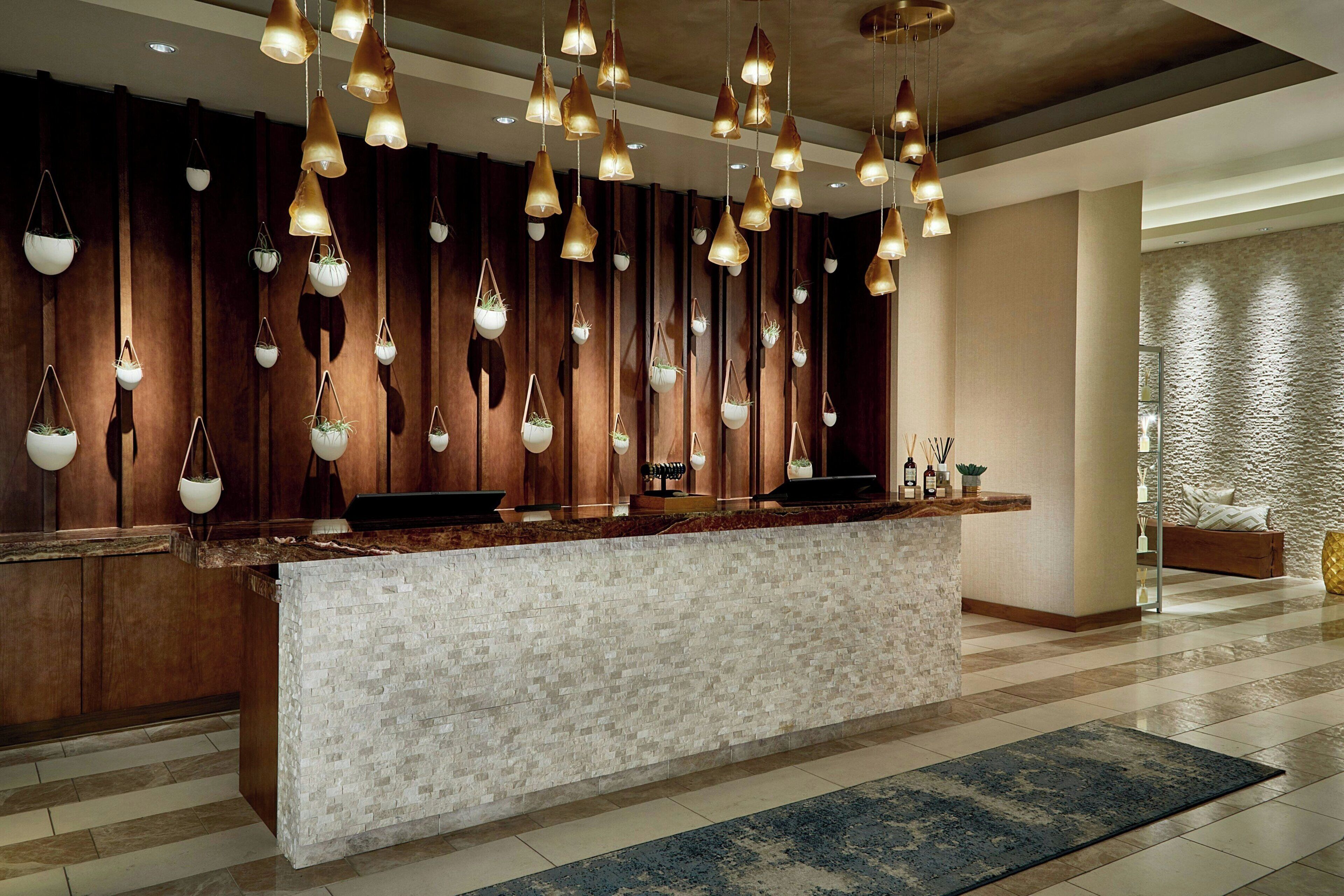 sauna, steam room, body treatments, aromatherapy, hot stone massages