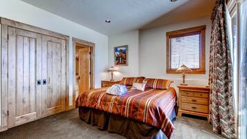 House, 5 Bedrooms | 5 bedrooms, desk, free WiFi