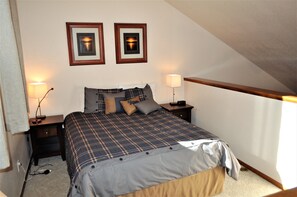 3 bedrooms, individually decorated, individually furnished, free WiFi - Buffalo Ridge 2 Bed Loft (Silverthorne)