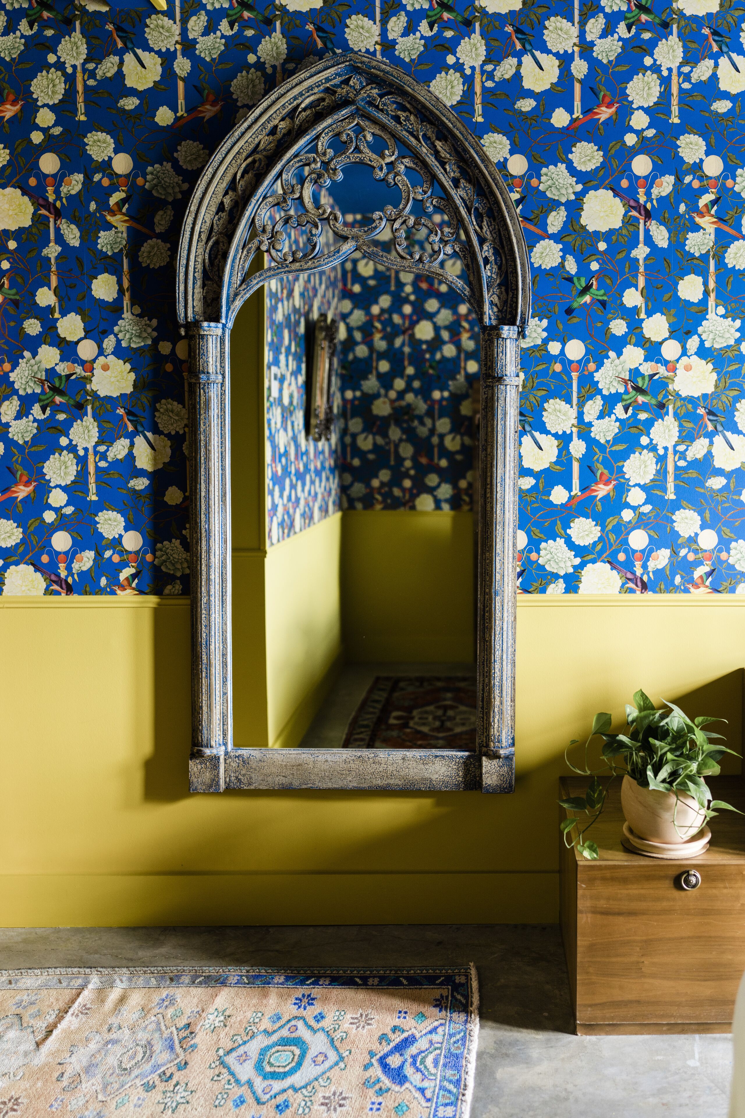 deluxe room, 1 king bed, non smoking (medium plus) | 1 bedroom, frette italian sheets, premium bedding, down duvets