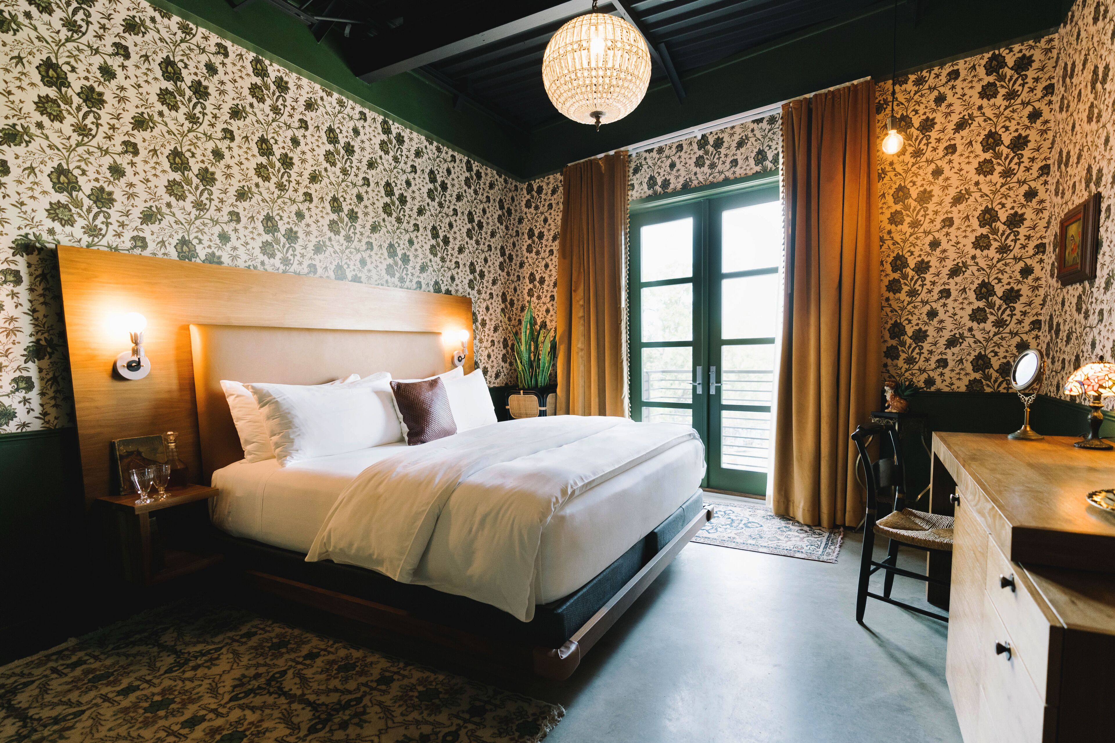 signature room, 1 king bed, non smoking (medium) | 1 bedroom, frette italian sheets, premium bedding, down duvets