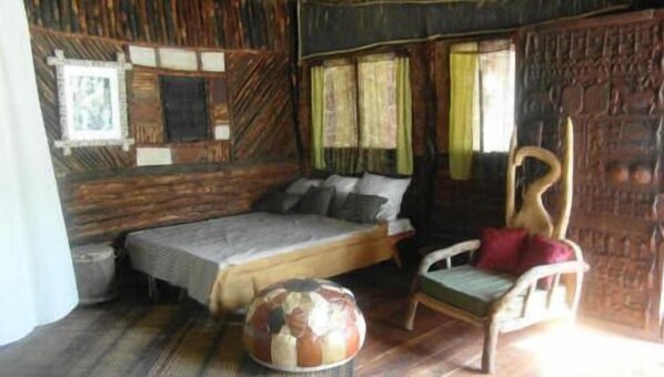 Superior Bungalow (Aushun)