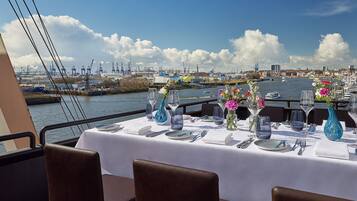 Breakfast and dinner served, local cuisine