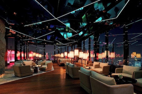 2 bars/lounges, rooftop bar