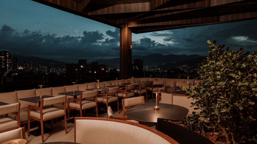 Binn Hotel