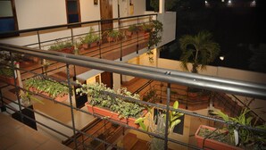 Interior - Chrisban Hotel Boutique (Guadalajara de Buga)