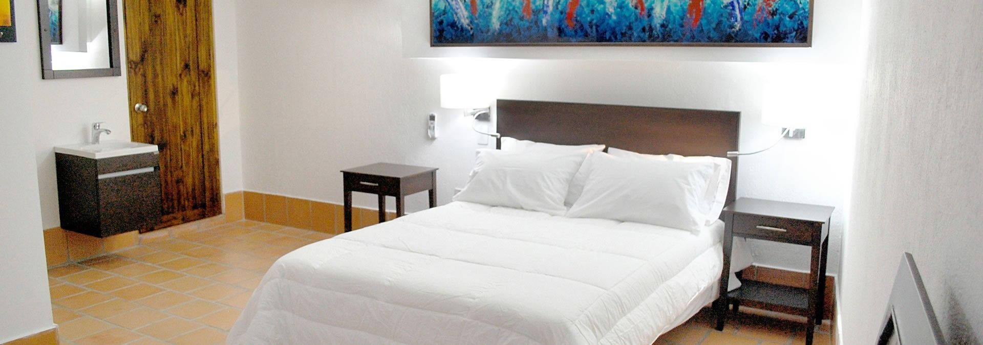 desk, soundproofing, free wifi, bed sheets