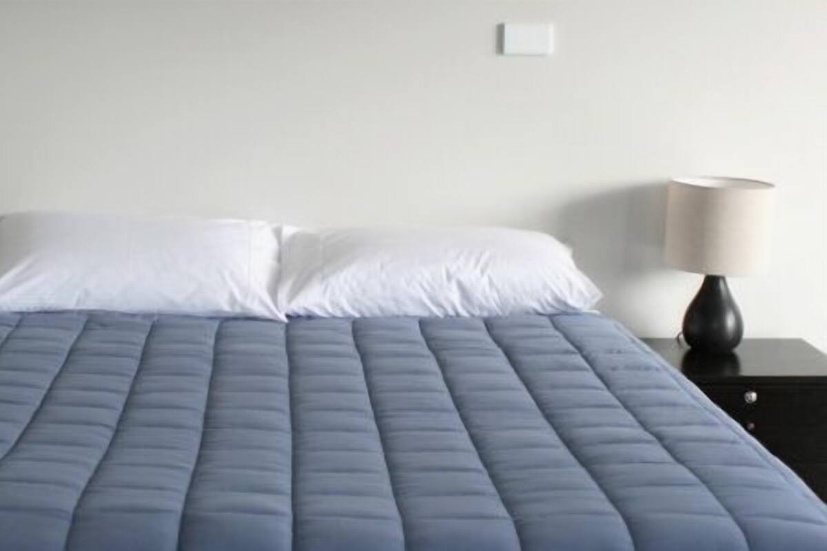 Standard Studio, Private Bathroom | Cribs (free), rollaway beds (surcharge), WiFi (free), bed sheets