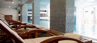 Eastern Palace Hotel