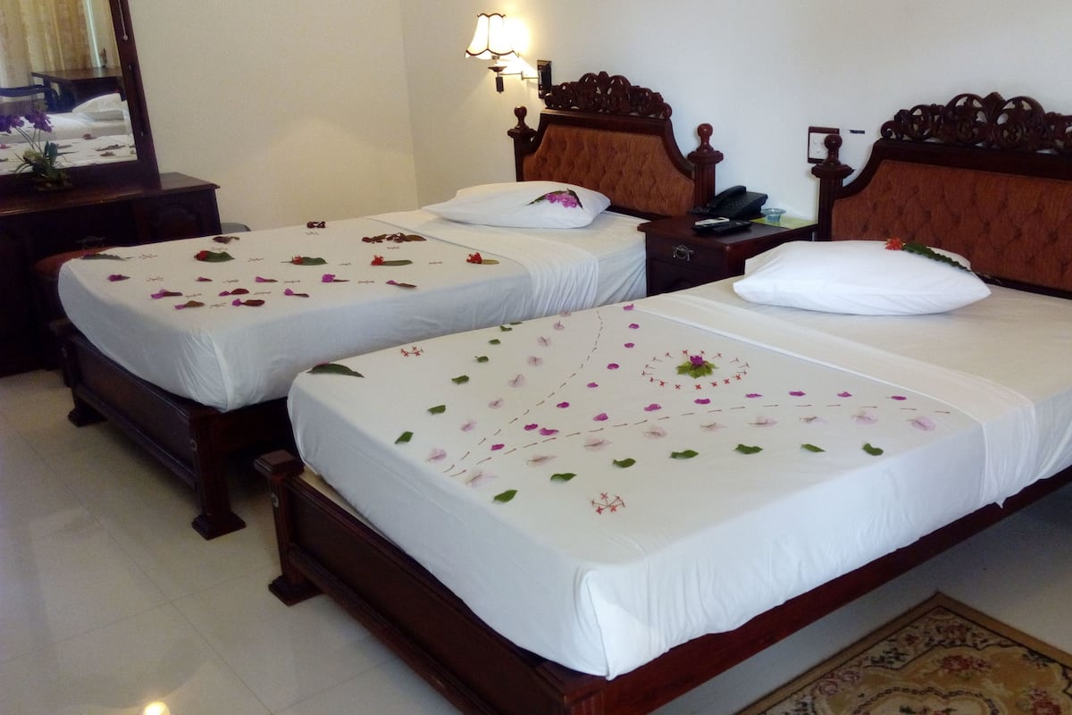 Habitación doble Deluxe | Escritorio