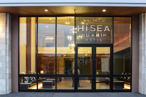 Entrada al alojamiento