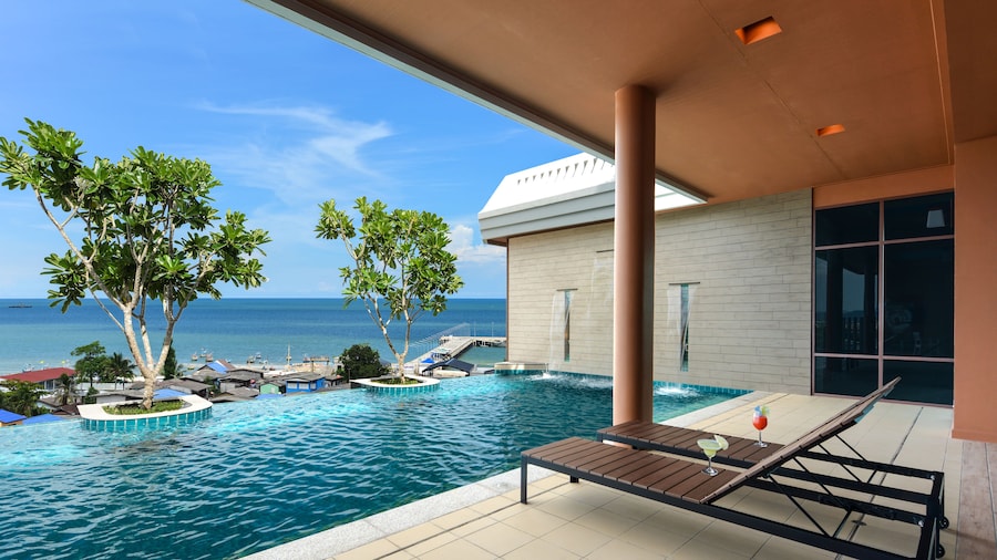 Hisea Huahin Hotel