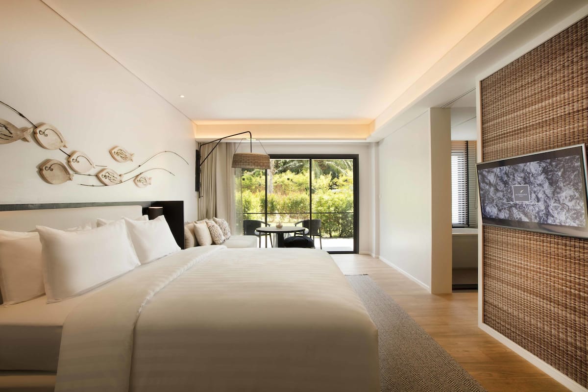 shellsea garden  | 1 bedroom, minibar, in-room safe, individually furnished