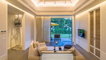 Sea View Pool Villa | Minibar, Zimmersafe, individuell eingerichtet, Schreibtisch