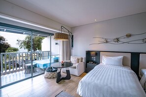 Minibar, in-room safe, individually furnished, desk - The ShellSea Krabi Luxury Beach Front Resort & Pool Villa (Krabi)