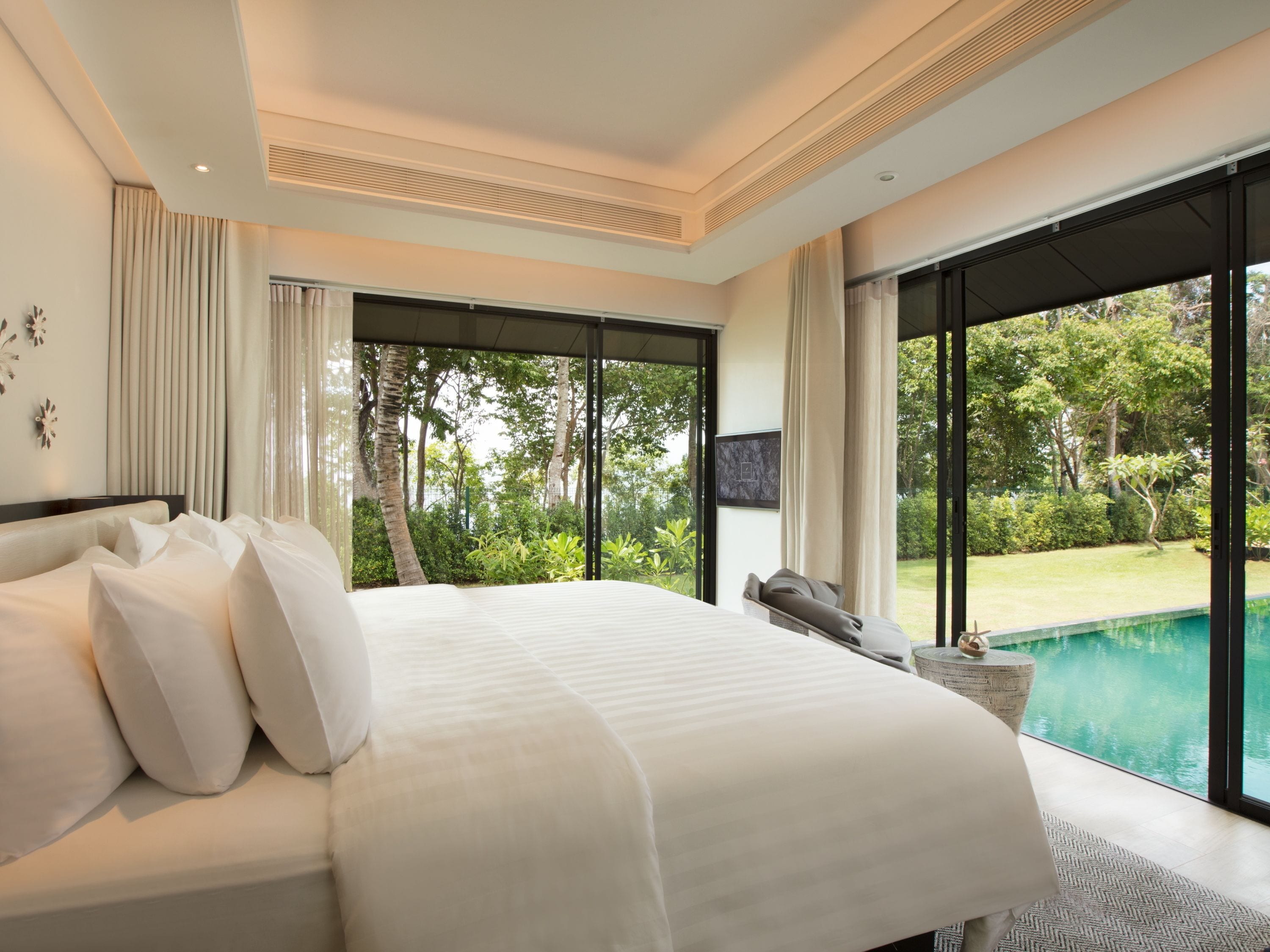 Grand Pool Villa | มินิบาร์, ตู้นิรภัยในห้องพัก, ตกแต่งพิเศษโดยเฉพาะ, โต๊ะทำงาน