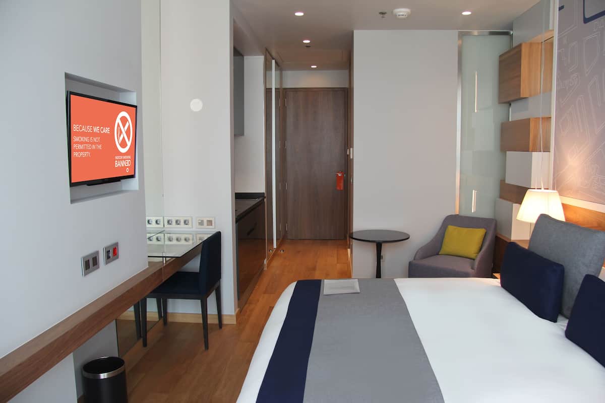 1 habitación y ropa de cama de alta calidad