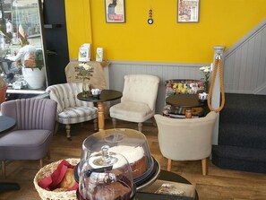 Restaurant - Cafe Guest House 34 (Poole)