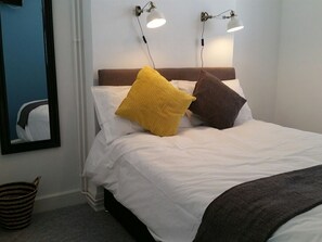Habitación doble, baño en la habitación | Wifi gratis 