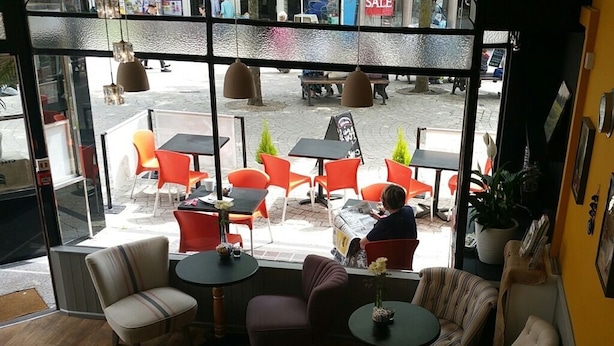 Restaurant - Cafe Guest House 34 (Poole)